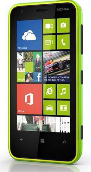 Nokia Lumia 620,  2 de 5