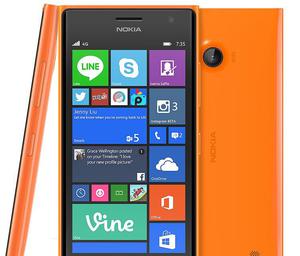 Nokia Lumia 735,  3 de 8